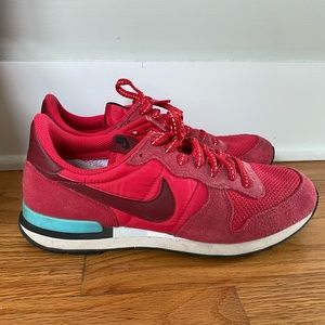 Nike Internationalist Sneaker